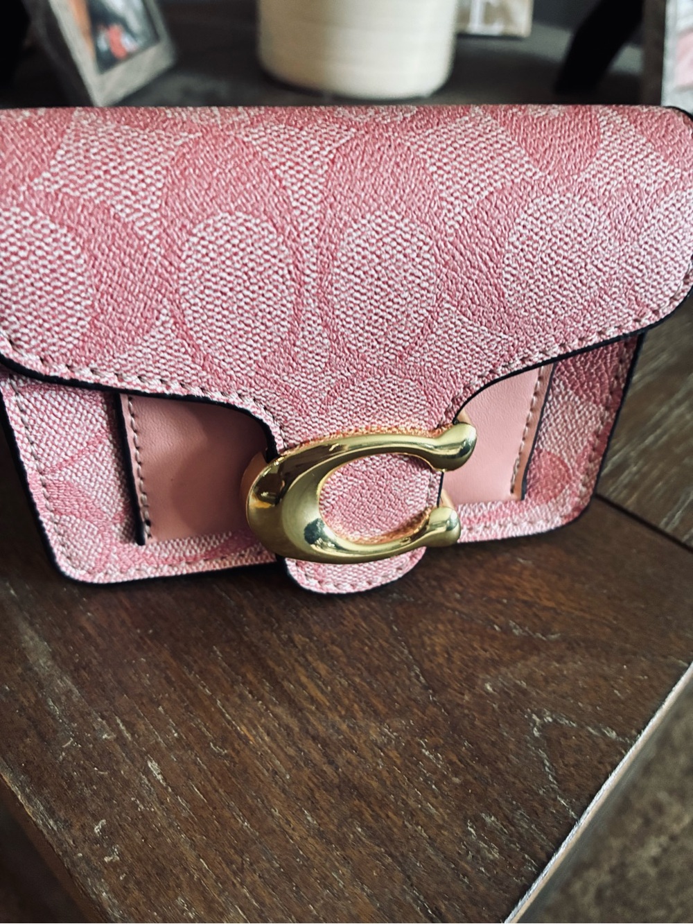 Small Pink crossbody - Picture 3 of 7